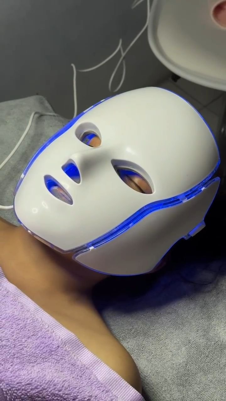 db8e785c94bdee475d3e5645c3676986 Limpieza y cuidado facialese - Imagen 3